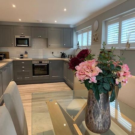 The Barn House Apartamento Cranleigh Exterior foto